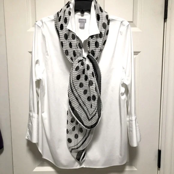 Polka dot scarf - Picture 3 of 5